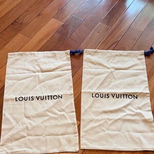 Louis Vuitton Beige Drawstring Dust Bag Pair with Navy Ties